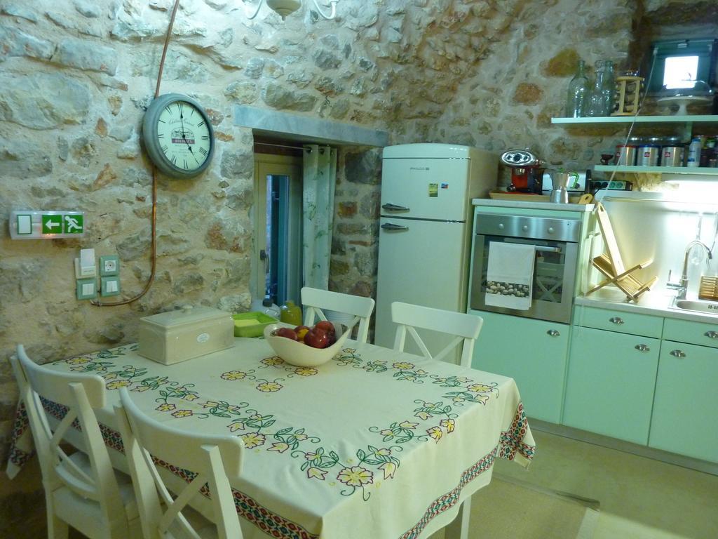 St. George Sykoussis Traditional Residence Agios Georgios Sykousis Zimmer foto